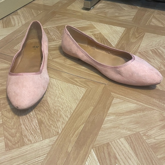 H&M Soft Pink Suede Ballet Flats - Picture 3 of 6